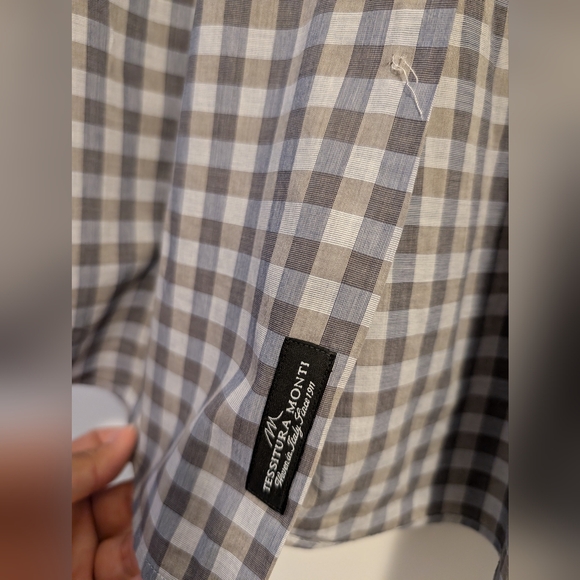 Hugo Boss Pleated Shirt - Picture 5 of 6
